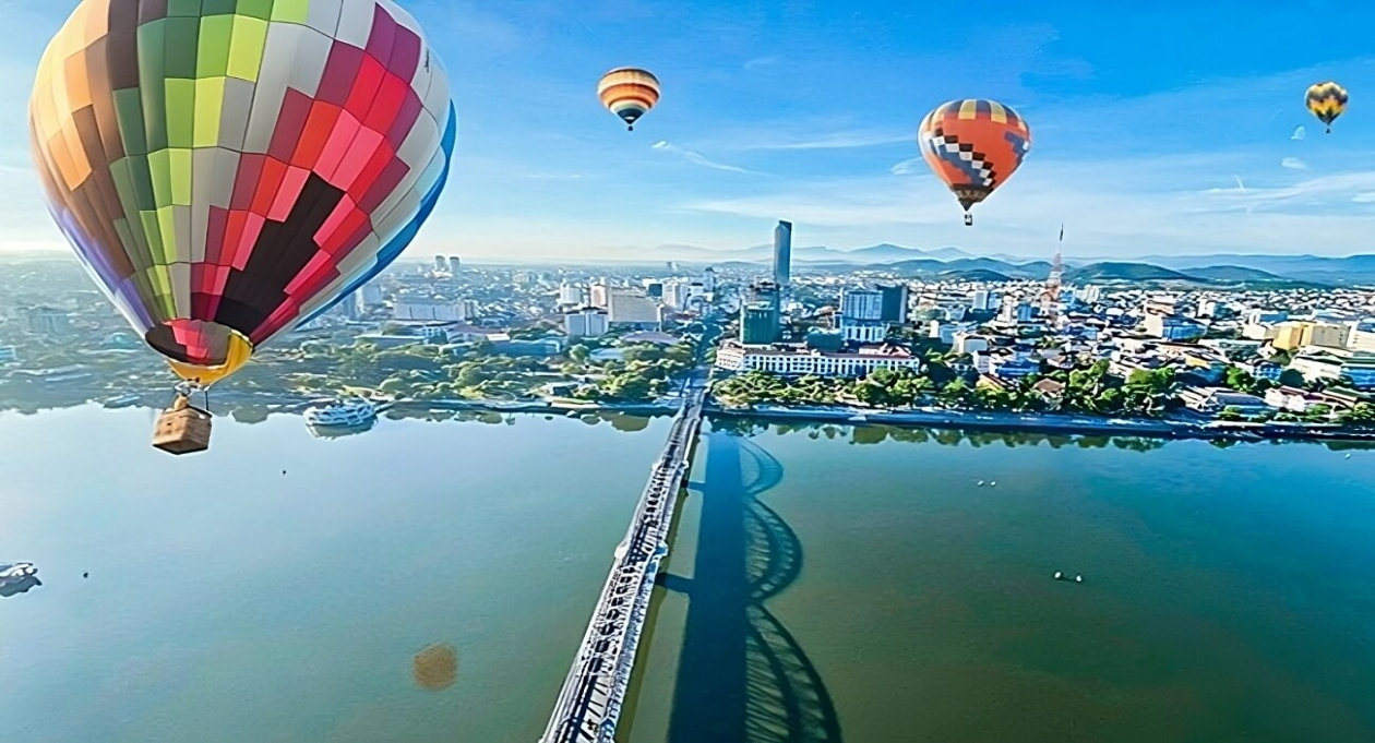 Quy Nhon hot air balloon festival Vietnam Tourism